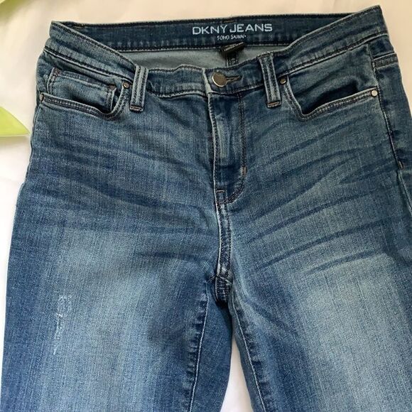 ⭐️DKNY Soho Skinny Jeans⭐️ - Picture 3 of 11